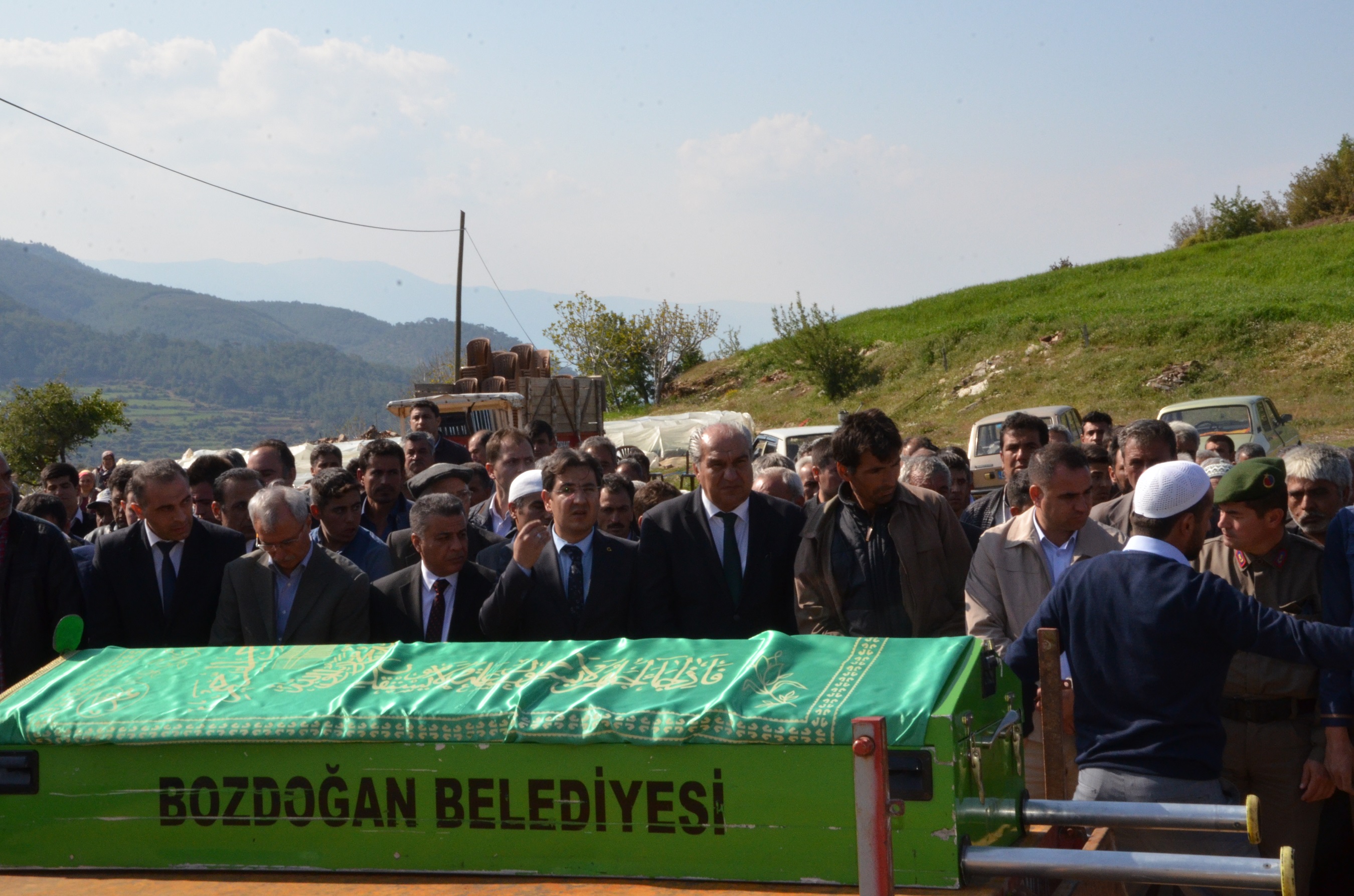 bozdogan-bogulma-cenaze-24-nisan-24042017-(1).jpg