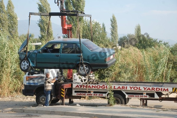 bu-kazadan-burunlari-kanamadan-ciktilar!-(8).jpg