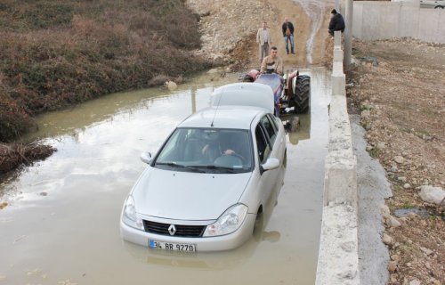 Bu Köyün Yolları Fosseptik Gölüne Döndü