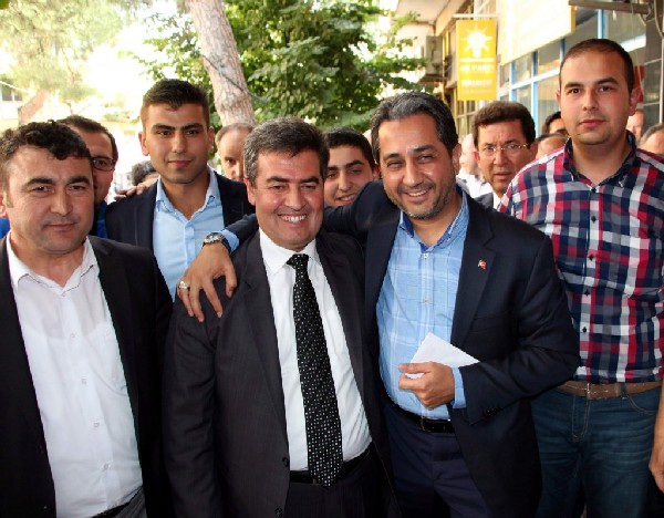 buharkent’te-secimin-galibi-ak-parti-oldu-(2).jpg