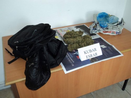 Buharkent Jandarması Uyuşturucuya Geçit Vermedi