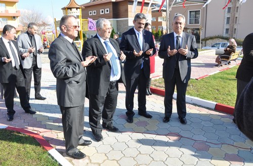 bulent-ecevit-parki-acildi-(9).jpg
