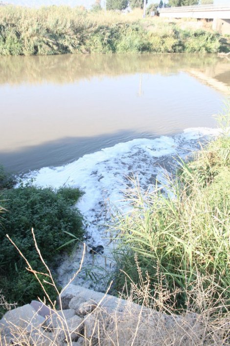 BÜYÜK MENDERES NEHRİ HALEN KİRLETİLİYOR
