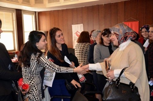 Çalışma hayatında kadın ve yaşadığı zorluklar Aydın’da masaya yatırıldı