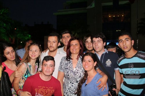 Çerçioğlu, Söke'de Vatandaşlara Yemek Dağıttı