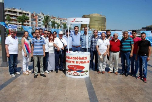 CHP, Aydın'da Genç Üye Kampanyası Başlattı
