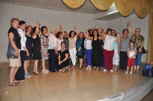 CHP Kuşadası Kadın Kolları Genel Kurulu Yapıldı