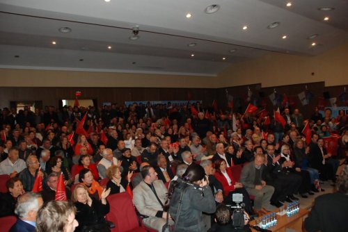 CHP’de 94 Yeni Üyeye Rozet Takıldı