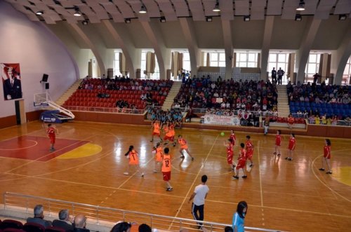 Çocuk Oyunları Şenliği Renkli Görüntülere Sahne Oldu