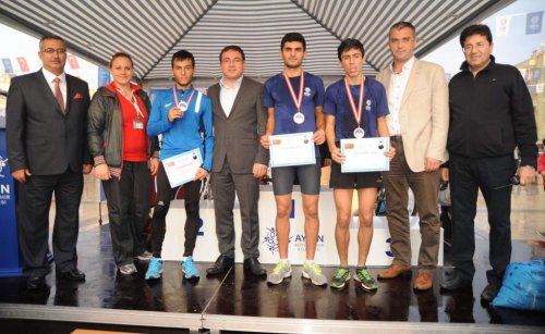 Cumhuriyet'e Bağlılık İçin Koştular