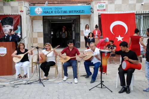 Didim Halk Eğitim Merkezi'nden Fuar Gibi Yıl Sonu Sergisi