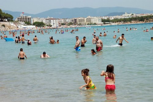 Didim Sahilleri Doldu