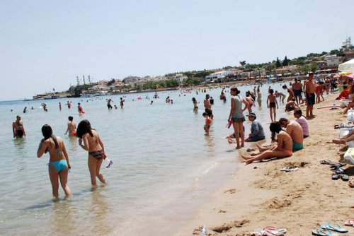 Didim Sahilleri Doldu
