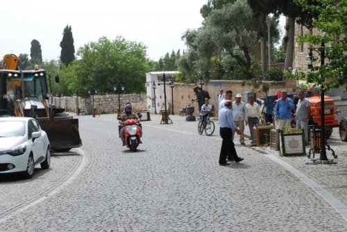 Didim’de Çiçeklik Tartışması