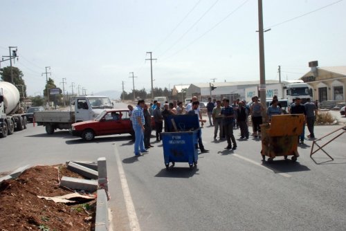 Didim’de Esnaf Yol Kapattı