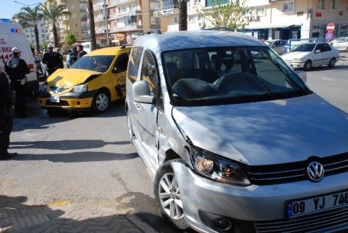 Didim’de Trafik Kazası Korkuttu