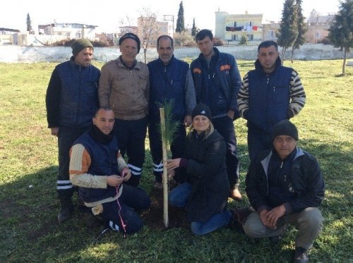 Efeler Belediyesi mezarlıkları düzenliyor