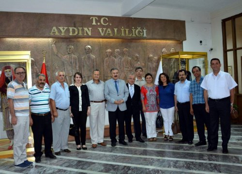Efeler Kent Konseyi, Vali Ayyıldız'ı Ziyaret Etti