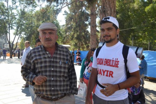 Emeklilik Yaşının Düşürülmesi İçin Yürüyor