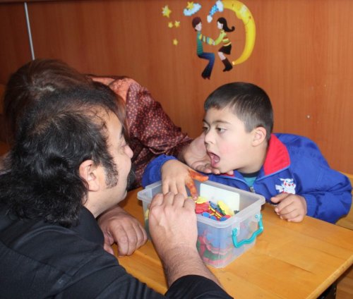 Engelli Öğrenciler Diş Taramasından Geçirildi