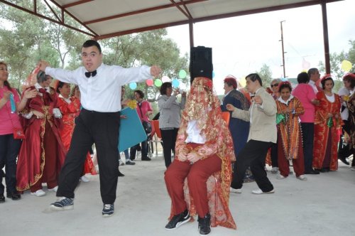 Engelliler Köyü'nde Bahar Şenliği Düzenlendi