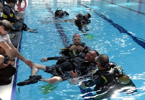 Engellilerin Su Altına Dalma Heyecanı