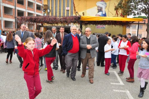 Fatih İlköğretim Okulu’nda Aşure Günü Düzenlendi