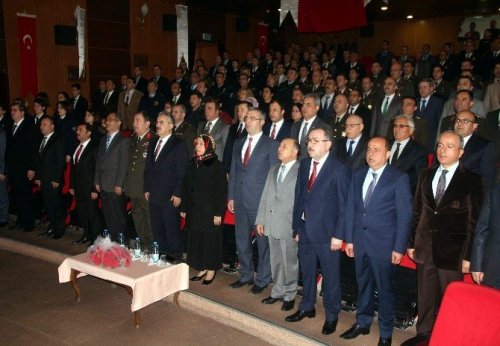 Gazilere övünç madalyası verildi