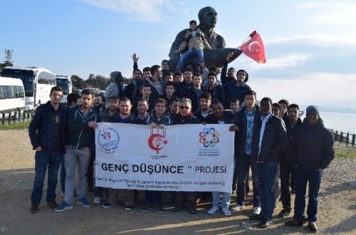 'Genç Düşünce' projesiyle gençler Çanakkale'de ecdadıyla buluştu