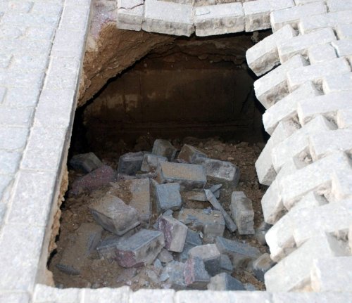 Göçüğü Erken Farkeden Esnaf Olası Faciayı Önledi
