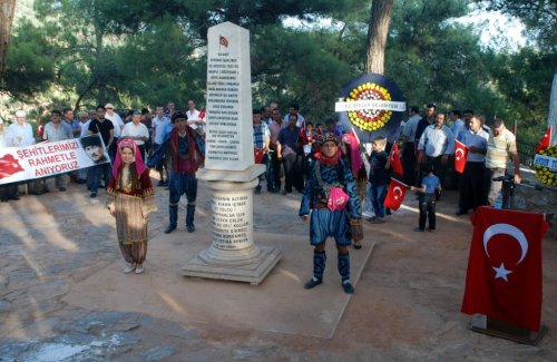 Gözpınar Şehitleri Dualarla Anıldı