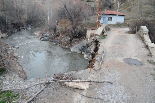 Gümüşhane’de Tarihi Köprü İlgi Bekliyor