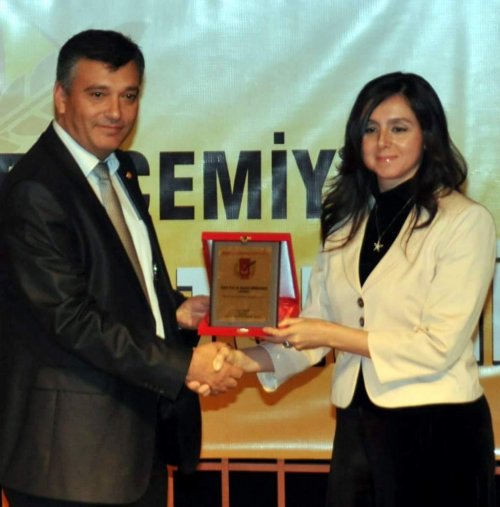 Gündeay’a 2013 Yılı Özel Ödülü‏
