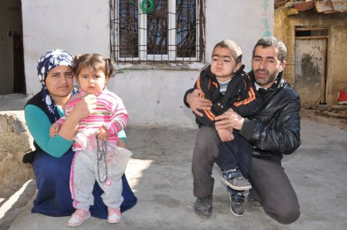 Haberi Olmadan Adına 60 Telefon Hattı Açıldı