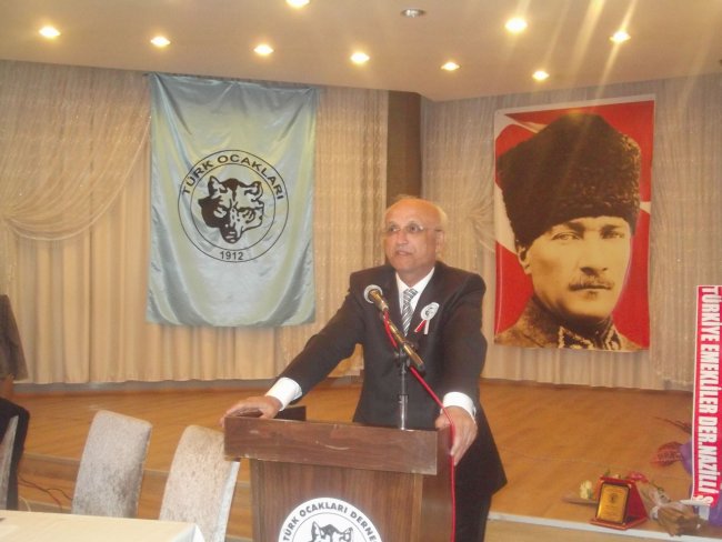 haci-suleyman-efendi-odulu-omer-ozcan’a-verildi-(2).jpg