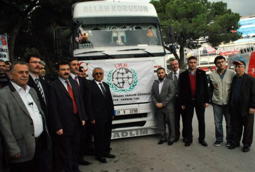 İHH’nin Suriye Yardım Tır'ı Dualarla Uğurlandı