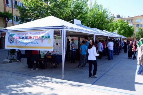 İmam Hatipli Öğrenciler Projeleriyle Göz Doldurdu