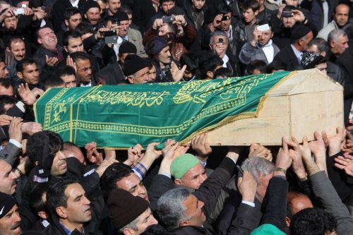 Kan Davalı Aileleri Barıştırdı, Dönüşte Vefat Etti