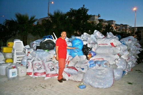 Kapaklar 13 Adet Tekerlek Olarak Geri Dönecek