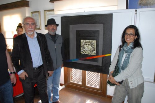 Karma Resim ve Heykel Sergisi Kuşadası’nda Açıldı