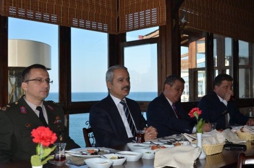 Kaymakam Aksoy’dan basın mensuplarına kahvaltı