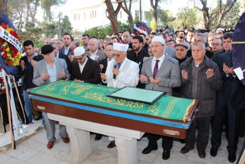 Konvoyunda Yaşanan Kazada Vefat Eden İşadamı Toprağa Verildi