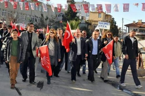 Kuşadası Chp’de Adaylık Yarışı Devam Ediyor