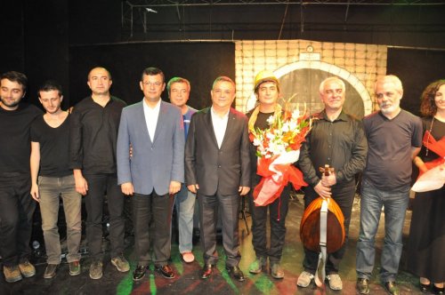 Kuşadası Soma'yı Unutmadı