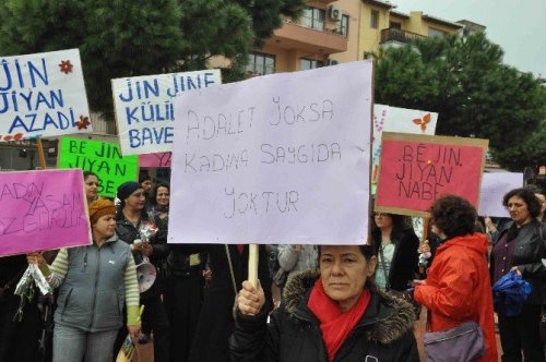 Kuşadası’nda Belediye ve Kent Konseyi’nden Kadınlar Günü etkinlikleri