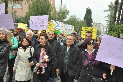 Kuşadası’nda Belediye ve Kent Konseyi’nden Kadınlar Günü etkinlikleri