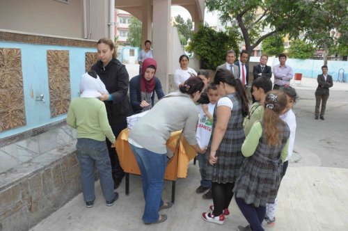 Kuşadası’nda Çevre Dostu Minikler