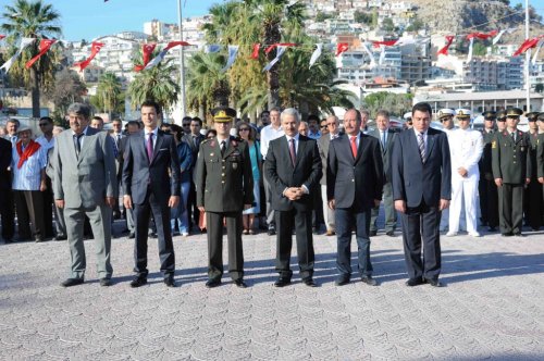 Kuşadası’nda Gaziler Günü Etkinlikleri