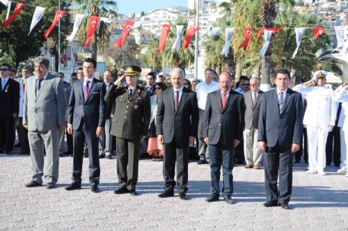 Kuşadası’nda Gaziler Günü Etkinlikleri
