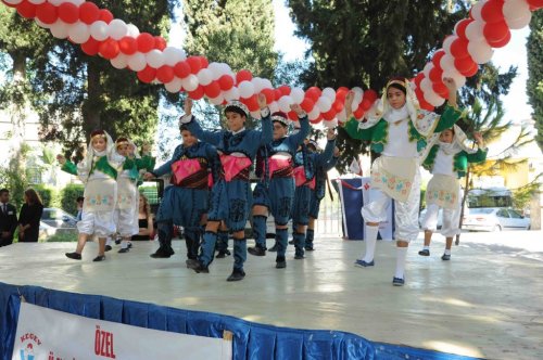 Kuşadası’nda İlköğretim Haftası Kutlamaları
